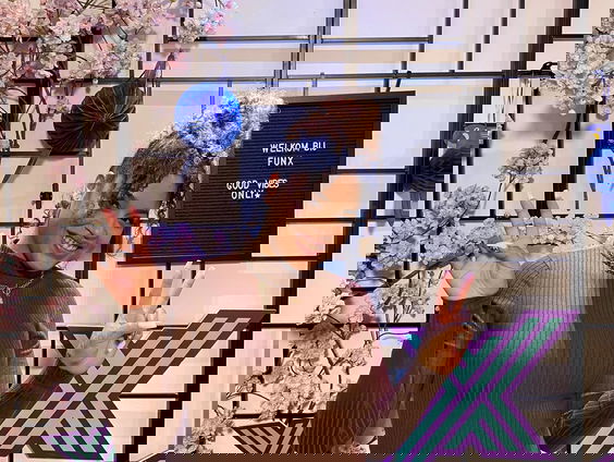 Tattoo-artist Rosa moest door nieuwe regels bijna alle inkt weggooien