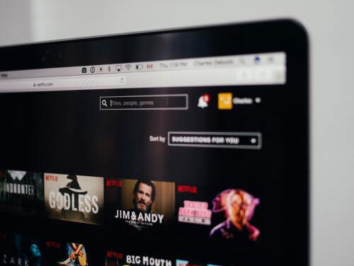 Wordt de nieuwe serie 'Rise' onze nieuwe guilty pleasure..?