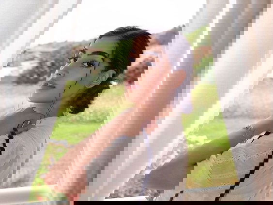 Nieloefaar (21) werd door haar vader ontvoerd naar Iran