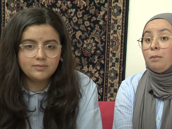 Fatima starte petitie voor Amsterdamse zusjes voor wie uitzetting dreigt