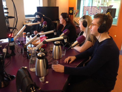 Luisteraar Ali: ''Een man die minder verdient dan zijn vrouw, moet een rok dragen''