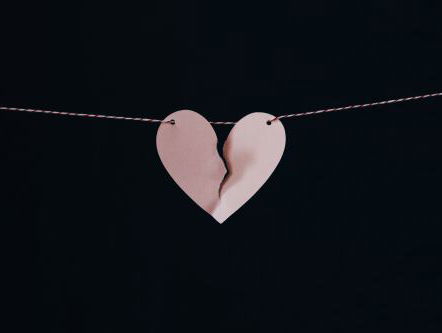 FunX-luisteraar liep blauwtje in de liefde: "Gooi die rozen maar in de prullenbak"