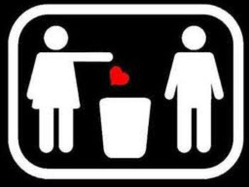 Nelly: "Ik dumpte hem omdat hij vond dat ik niks deed."