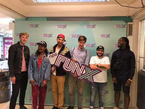 OOSTCOAST: 'niet in een hokje te plaatsen, maar we spelen geen mondharp'