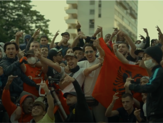 GoFast van '3K' vraagt fans om geen negatieve comments naar Studio 100 te sturen