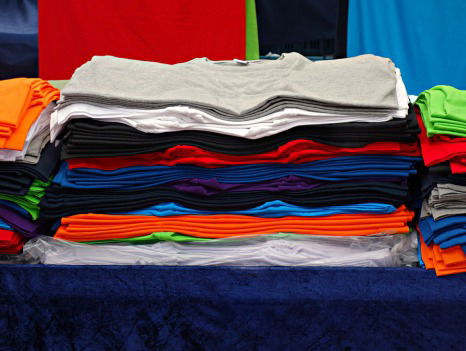 Waarom en hoe we van fast fashion af moeten