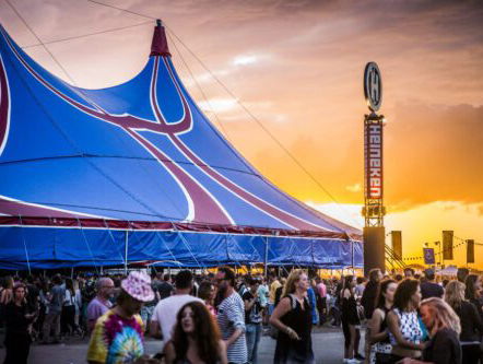 Vriendinnen lokken oplichter Lowlandskaarten in val