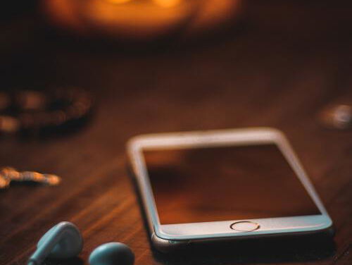 Luisteraar vertelt over stalker: 'bij iedereen die me aankeek dacht ik: zou jij het zijn?