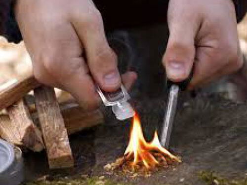 Expeditie Robinson Special - Vuurtje stoken