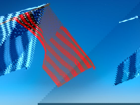 Trump ontslaat topfunctionaris! Kan hij blijven ontslaan en zo de macht blijven houden?