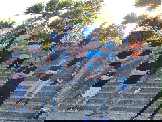 Moustafa doet uitdagende challenges om zoveel mogelijk geld op te halen voor de slachtoffers in Beiroet