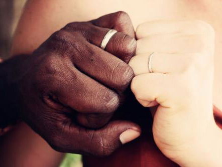 Positive vibes! Steeds meer etnische diversiteit in tv-series!