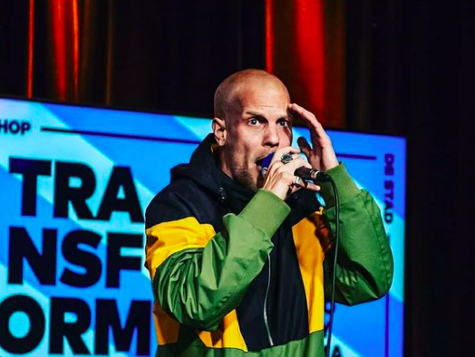 "Misschien kom je in de bijstand door een auto-ongeluk of een hersenbloeding"