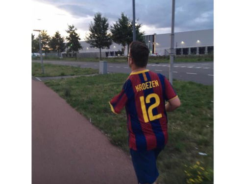 Thijs wordt voor de zevende keer geopereerd aan kanker, maar blijft positief!