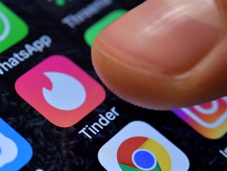 Hoe ga je eindelijk wél scoren op Tinder?