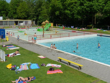 Niet meer roken bij het zwembad?