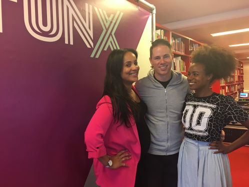 Reinout: ''Jay Z vertelt op 4:44 dat zijn moeder lesbisch is''