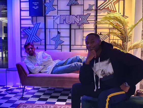 Chip Charlez viel bijna van het dak tijdens zijn clip shoot!