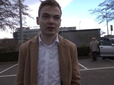 Sven: de 21-jarige pedohunter. Ok? Of niet Ok?