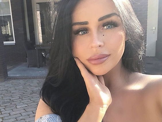 OMG: Anna vloog tijdens de coronacrisis naar Engeland om haar Tindermatch te ontmoeten
