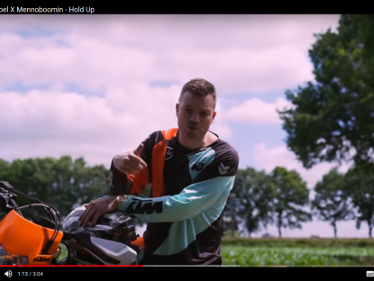 Gers Pardoel is terug van weggeweest! Dropt EP met Mennoboomin