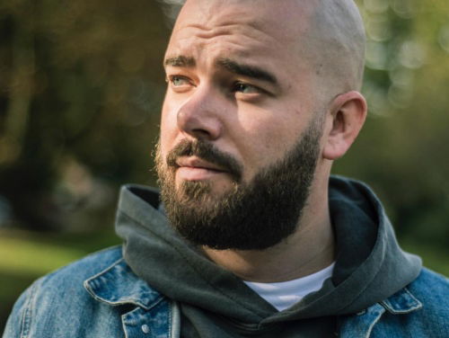 Derek Otte bengt zijn nieuwste dichtbundel Toflof uit!