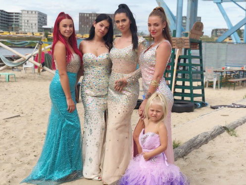 Temptation Island Vips verleidster Merel is meer dan alleen een mooie verschijning! #closetsale