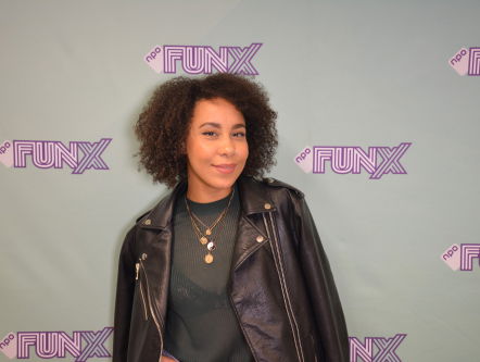 FunX Talent: Aïcha Gill met haar track 'Waiting'