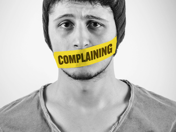 Rayen Panday probeerde 21 dagen niet te klagen: "Ik hield het 3 dagen vol!"