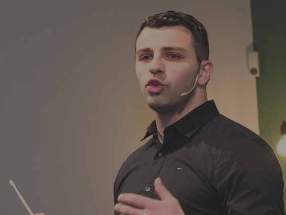 Van vluchteling naar motivational speaker Sako