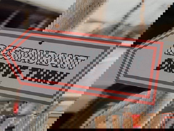 Bijzondere drive thru in Breda support goede doelen en ondernemers uit de stad!