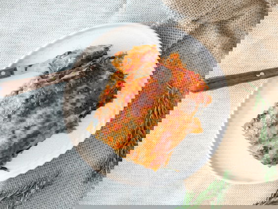 Reporter Marvin leert kookkunsten van zijn moeder!