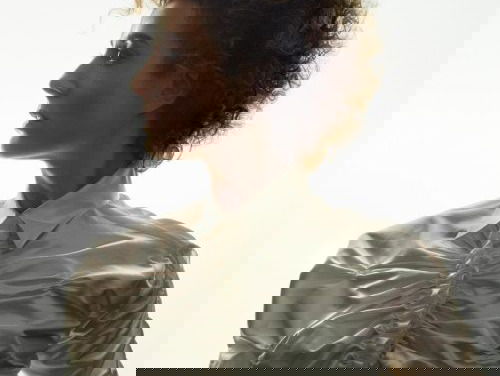 Debuutsingle van Berenice van Leer bij Phil