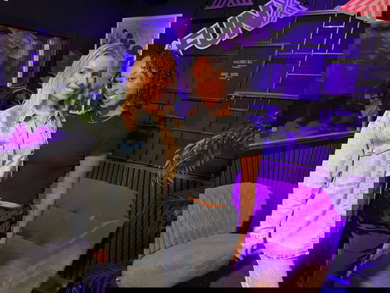 Realityster Lesley Versprille bij FunX On the Block