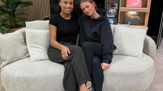 Hannah maakt een eigen talkshow voor en door jongeren