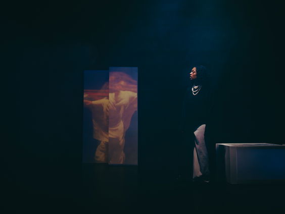 Dil Mein: Een voorstelling over toxische masculiniteit en zelfdefinitie in de Hindostaanse diaspora