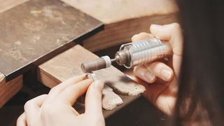 Yizon Studio: Hier maak je eigen grilzz en sieraden