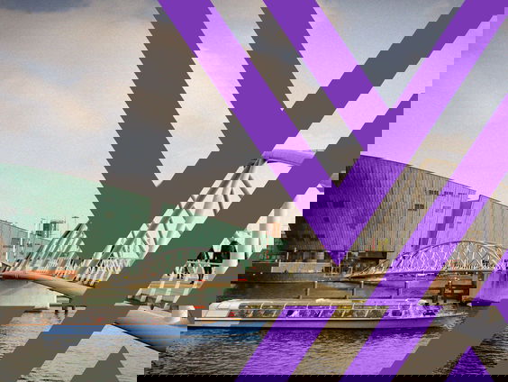 Arnhemse kunstenaar Yrene vindt thuisgevoel in Zuidoost – via… een haakles