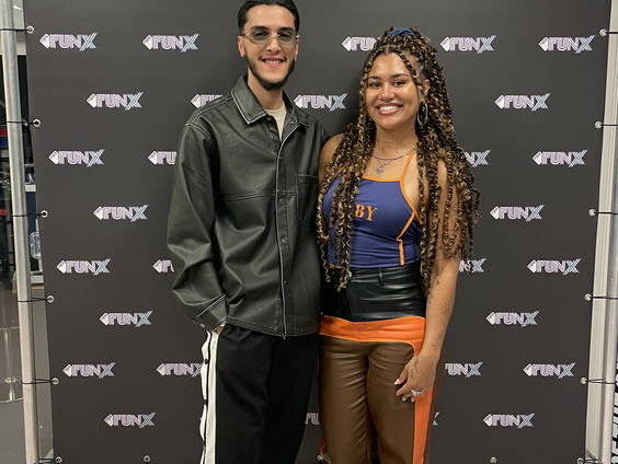 Ayoub zet Donna op "De Block!!"