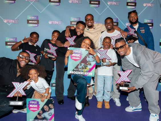 Voor de tiende keer op wint Broederliefde de "Best Group Award"!