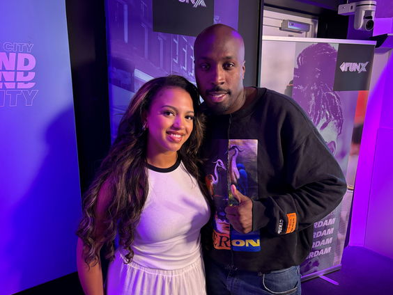 Cheryk Öztürk maakt live eigen versie van Pretty Girls!