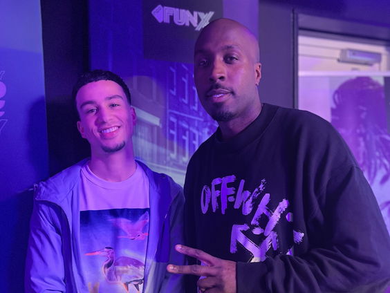 Yssine ging muziek maken door buurjongen en wordt door hem verrast!