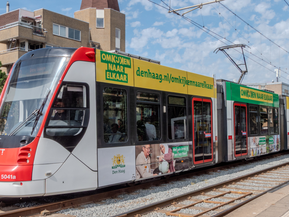 Omkijken naar elkaar: Kleine gebaren, groot verschil in Den Haag