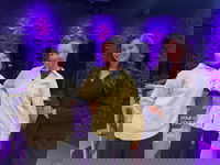 Van ontslag naar eigen studio: Cindy en Cheyenne bouwen Moon Studio’s in Den Haag