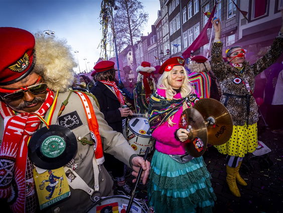 Percussionist Etienne Houben maakt zich op voor Limburgs Kampioenschap Zatte Hermaníekes