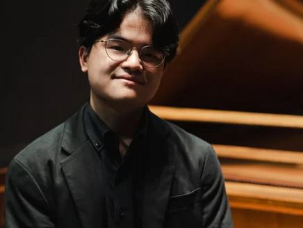Thaise pianist Aruth Masrangsan speelt Chopin en Liszt