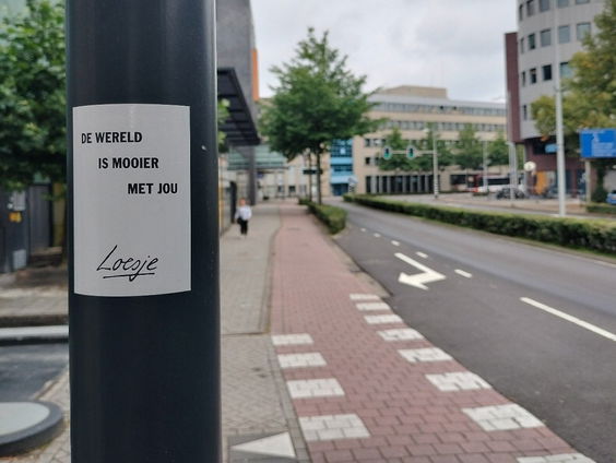 Lekkere Track: Wie is Loesje