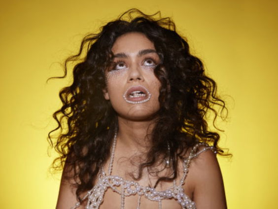 Het gesprek - Daria Bukvić en Selin Akkulak