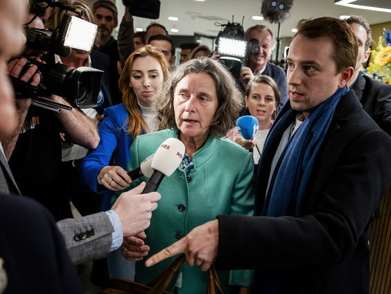 Komt er een asielnoodwet, of toch niet?