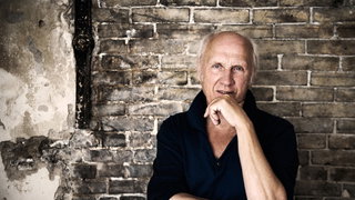 Vanuit de coulissen: Herman van Veen